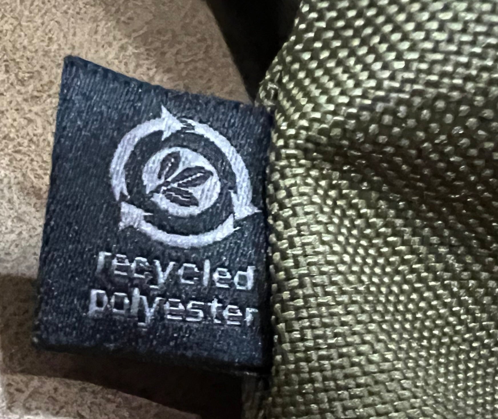 100% Recycled Go-Go Pouch With Carabiner